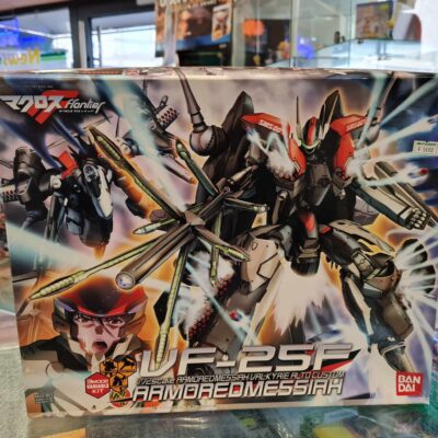 Armored messiah VF-25F 1/72 occasion grappes scellées