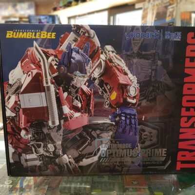 Transformers Optimus Prime yolopark