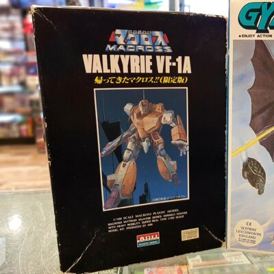 Model Kit Macross Valkyrie VF 1A  occasion état neuf